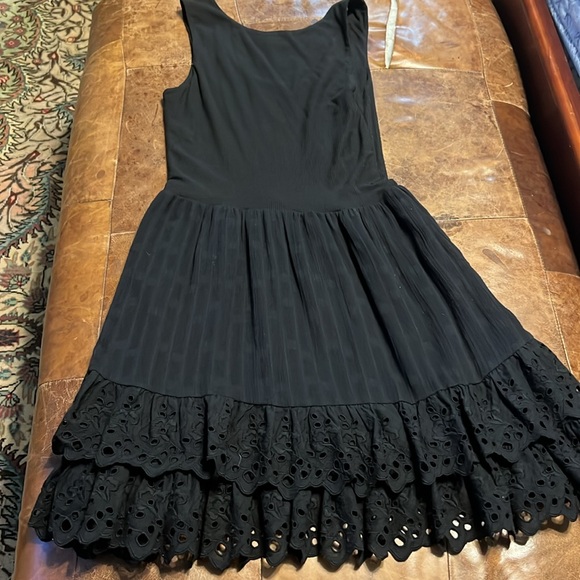 Heartloom Marlo dress black eyelet ruffle - Picture 6 of 10
